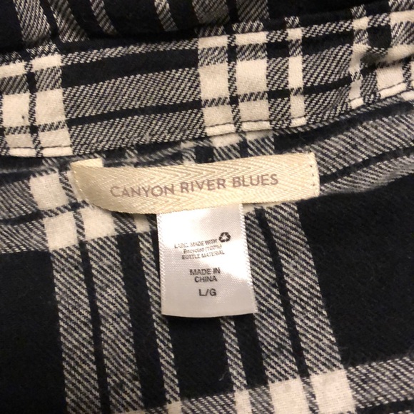 💟BNWT Flannel, black and white. Longer length. - Picture 5 of 8